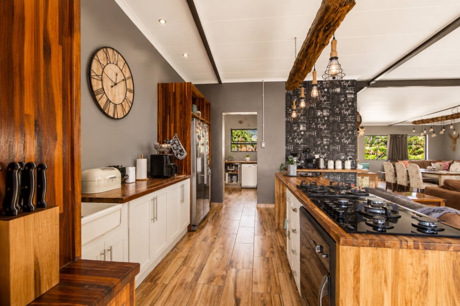 28 Bedroom Property for Sale in Hartbeespoort Rural North West